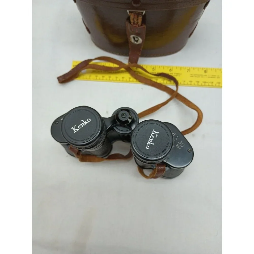 Vintage Kenko #41512 8 x 30 Binoculars Field 7.5° with Case
